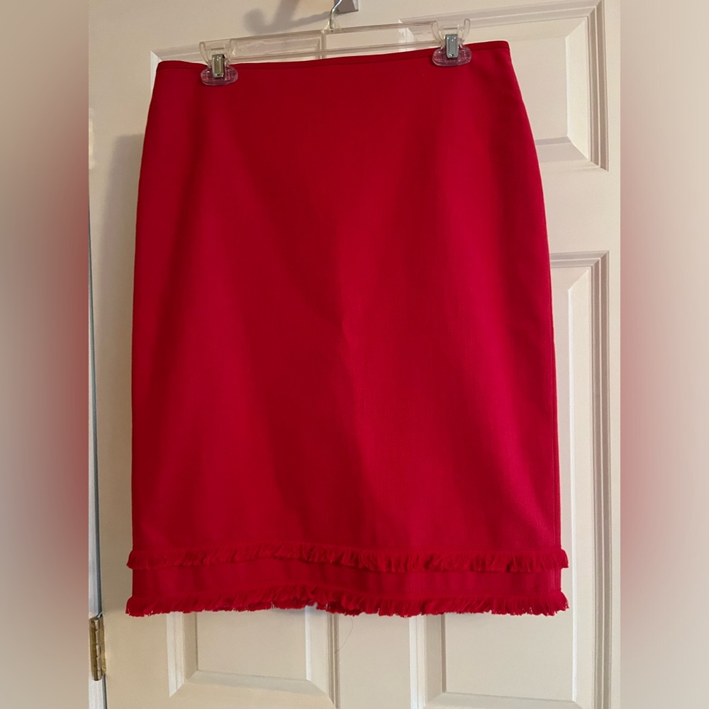 Ladies skirt